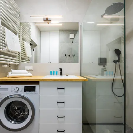 Apartament Bonifraterska Centre By Bookinghost
